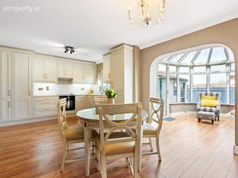 13 Foxrock Crescent, Foxrock, Dublin 18, Foxrock, Dublin 18 - Image 5