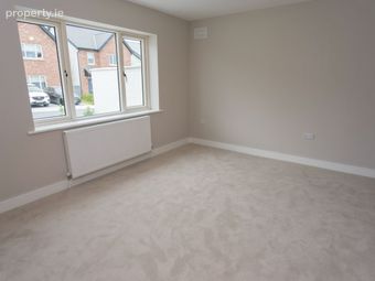 3 Bed Semi Detached Split Level, Mount Avenue, Dundalk, Co. Louth - Image 3