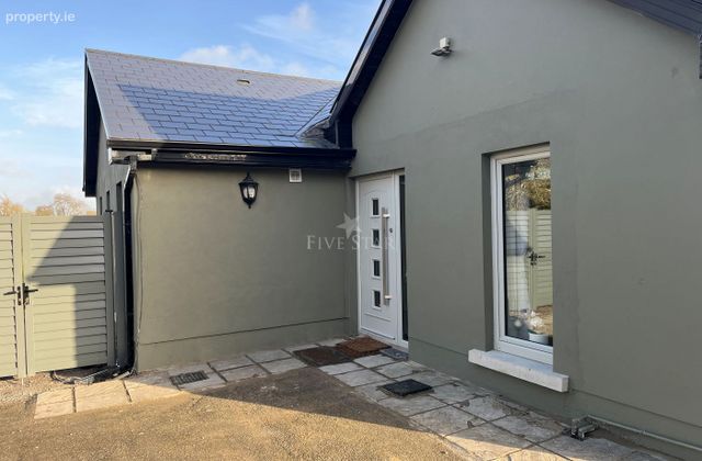 Woodlands Retreat, Ennis, Co. Clare, O'Callaghans Mills, Co. Clare - Click to view photos