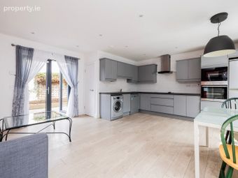 13 St. Alphonsus' Avenue, Drumcondra, Dublin 9 - Image 2