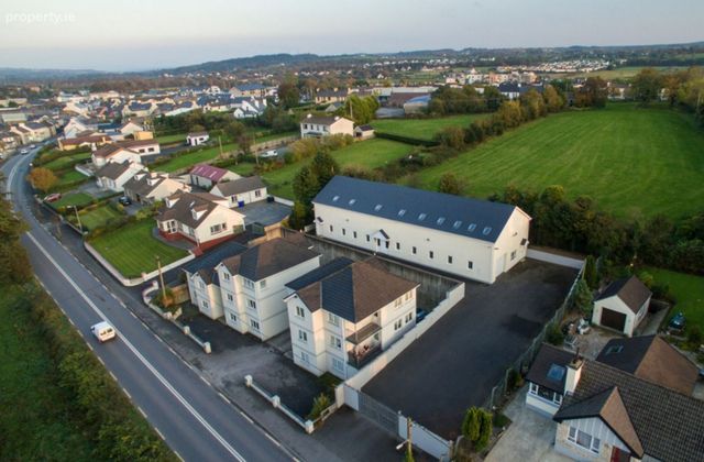 Glenfin Road, Ballybofey, Ballybofey, Co. Donegal - Click to view photos