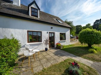 8 Oysterhaven Holiday Cottages, Oysterhaven, Kinsale, Co. Cork - Image 5