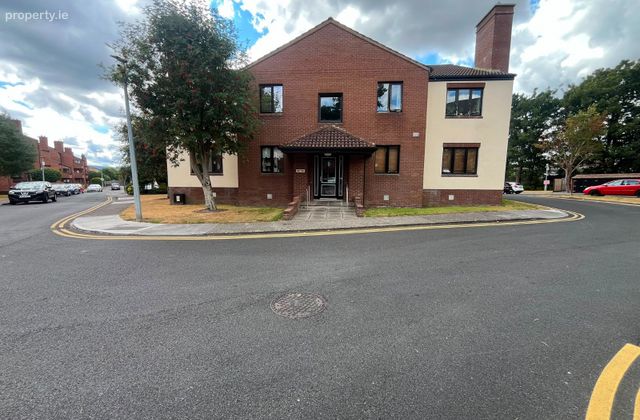 Brooklawn, Clontarf, Dublin 3 - Click to view photos