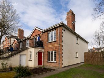 6 Green Isle Court, Clondalkin, Dublin 22