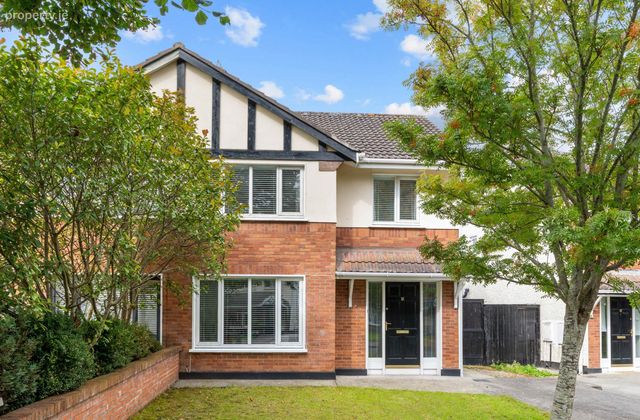 18 Luttrellstown Place, Castleknock, Dublin 15, Co. Dublin, Castleknock, Dublin 15 - Click to view photos