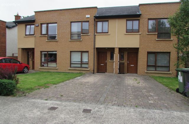 The Paddocks View, Adamstown, Lucan, Co. Dublin - Click to view photos