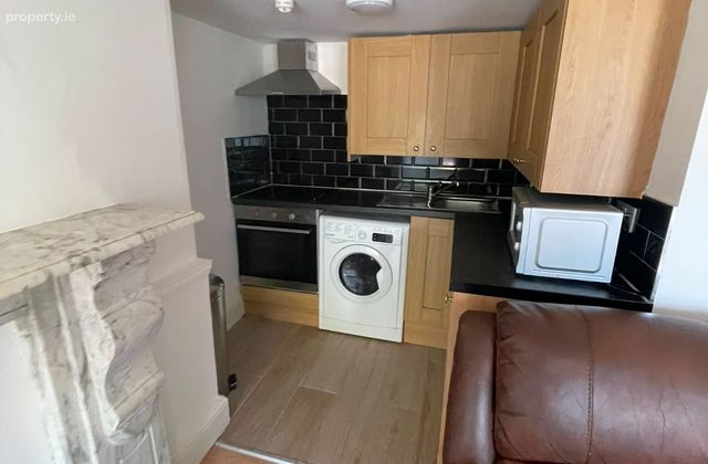 Mountjoy Square West, Dublin 1 - Click to view photos