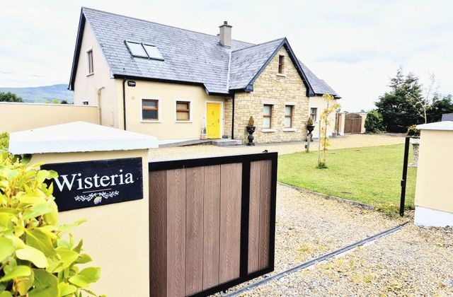 Wisteria, Ardfarna, Bundoran, Co. Donegal - Click to view photos