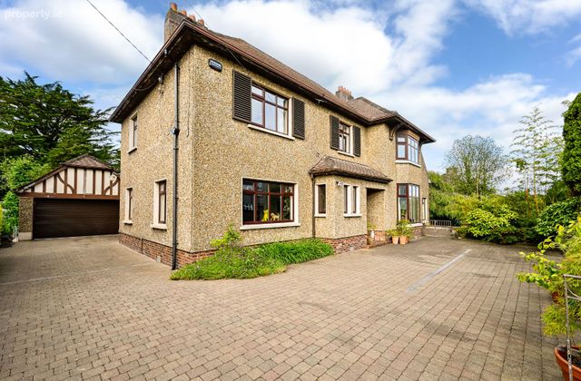 Ravenswood, Loreto Park, Ballinlough, Co. Cork - Click to view photos