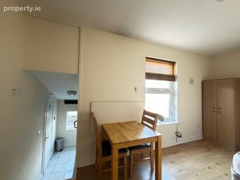 Flat 4, 10 Cabra Park, Phibsborough, Dublin 7 - Image 3