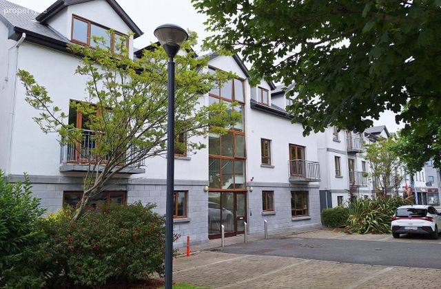Atlantis Apartments, Shantalla, Co. Galway - Click to view photos