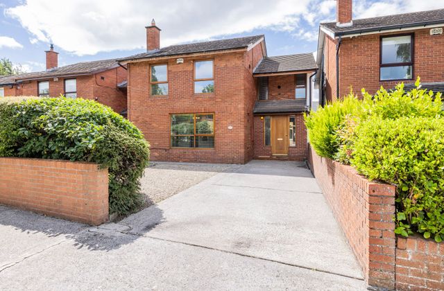 20 Laurleen, Stillorgan, Foxrock, Dublin 18 - Click to view photos