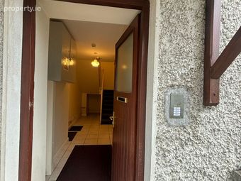 1 Earlwood, Scarlet Street, Drogheda, Co. Louth - Image 5
