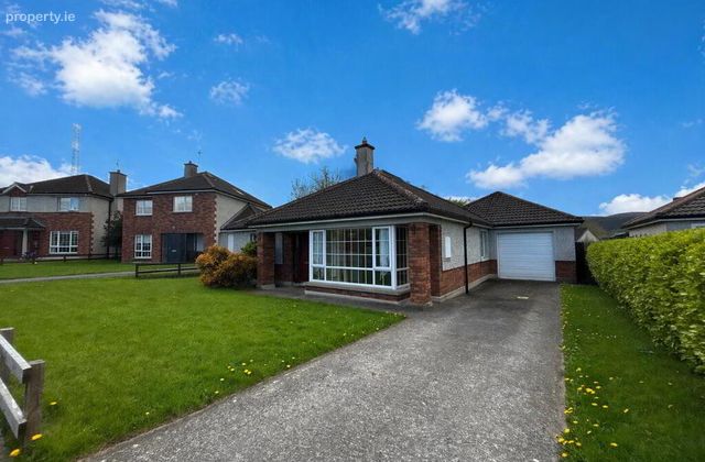 32 Mullaney Gardens, Cashel Road, Cahir, Co. Tipperary, Cahir, Co. Tipperary - Click to view photos