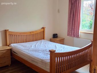 Available Now | Warm, Furnished 2-bed Home | Wifi &amp; Refuse Included, Tubbercurry, Co. Sligo - Image 4