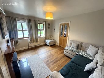 12 Clonough Avenue, Castleisland, Co. Kerry - Image 5