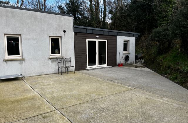 Crossabeg, Wexford, Crossabeg, Co. Wexford - Click to view photos
