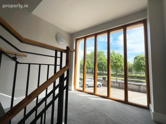 6 Woodbrook Hall, Castleknock, Dublin 15, Castleknock, Dublin 15 - Image 4