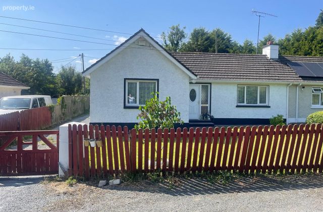 Corlisbrattan, Arva, Co. Cavan - Click to view photos