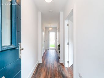 Woodbrook Grove, Dublin Road, Shankill, Dublin 18 - Image 2