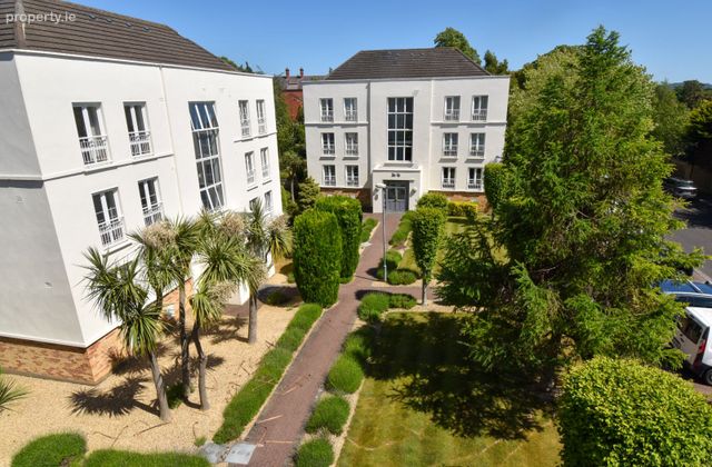 Apartment, Avoca Hall, Avoca Park, Blackrock, Co. Dublin - Click to view photos