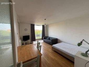 Rowan House, Mespil Estate, Ballsbridge, Dublin 4 - Image 4