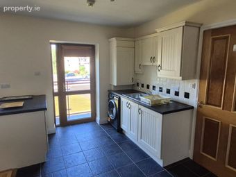 11 Holly House, Garrane Darra, Wilton, Co. Cork - Image 3
