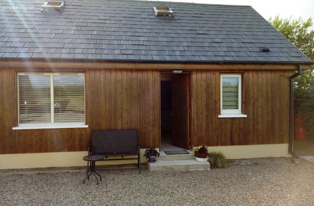 Grangenolvin Lower, Athy, Co. Kildare, Kilkea, Co. Kildare - Click to view photos