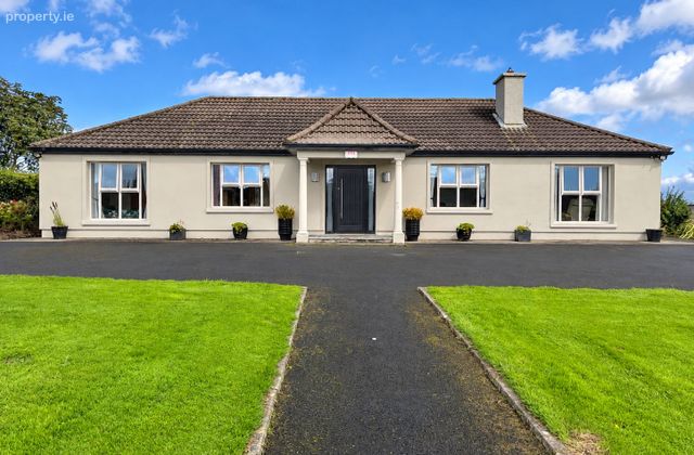 Drominaclara, Pallaskenry, Pallaskenry, Co. Limerick - Click to view photos