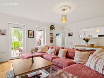 60 Radcliff Hall, Saint John's Road, Sandymount, Dublin 4 - Image 2