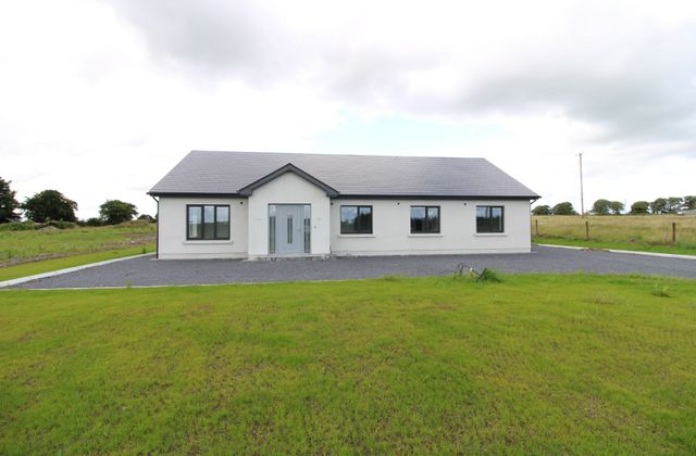 Ballygraney, Ballymacward, Athenry, Co. Galway - Click to view photos
