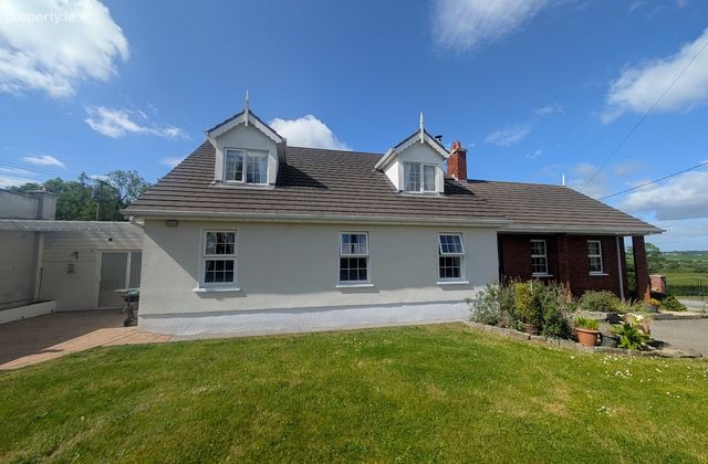 Dromakeenan, Roscrea, Co Tipperary, Boheraphuca, Co. Offaly - Click to view photos
