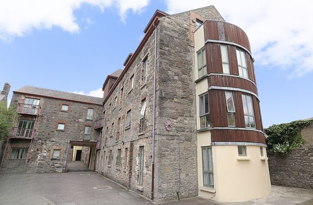 11 Preston Mill, Wellington Quay, Drogheda, Co Louth, Drogheda, Co. Louth - Click to view photos