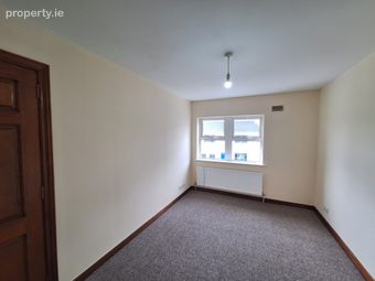 3 St Eunans Court, Letterkenny, Co. Donegal, Letterkenny, Co. Donegal - Image 5