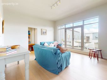 Apt 38 Collins Square, Smithfield, Dublin 7, Co. Dublin, Arbour Hill, Dublin 7 - Image 3