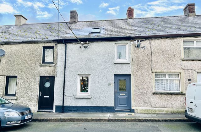 11 Armstrong's Range, Enniscorthy, Co. Wexford - Click to view photos