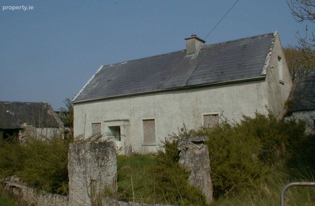 Porteen, Dysart, Co. Roscommon - Click to view photos