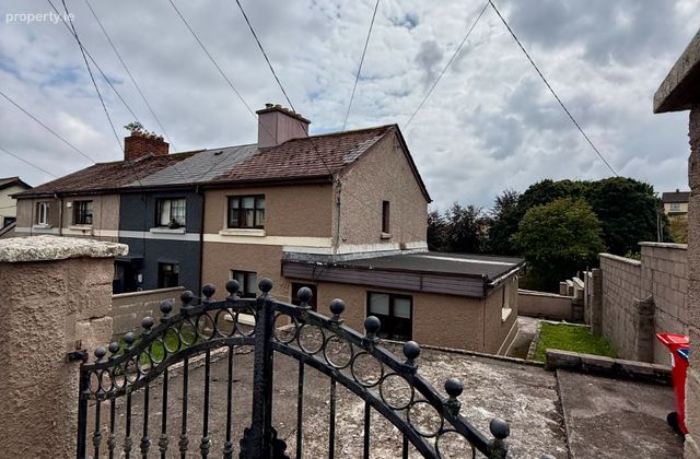 32 Kerryhall Road, Fairhill, Co. Cork - Click to view photos