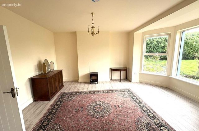 Donard, Knockroe, Castlerea, Co. Roscommon - Click to view photos