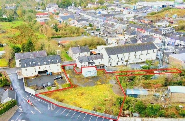 Station Road, Ballaghaderreen, Co. Roscommon - Click to view photos
