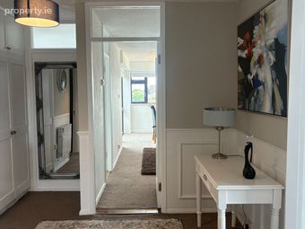 22 Seabank Court, Marine Parade, Glasthule, Co. Dublin - Image 2