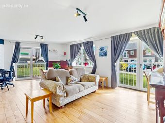 111 Grianan Fidh, Aiken's Village, Stepaside, Dublin 18 - Image 3