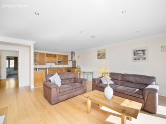 14 Beech Lodge, Farmleigh Woods, Castleknock, Dublin 15, Co. Dublin, Castleknock, Dublin 15 - Image 3