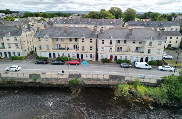 35 Ridgepool Village, Ballina, Co. Mayo - Click to view photos