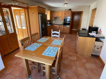 7 Speers Green, Forest Park, Dromahair, Co. Leitrim - Image 4