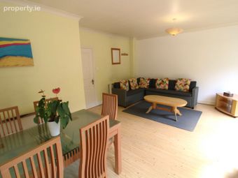 73 The Courtyard, Clonsilla, Dublin 15 - Image 2