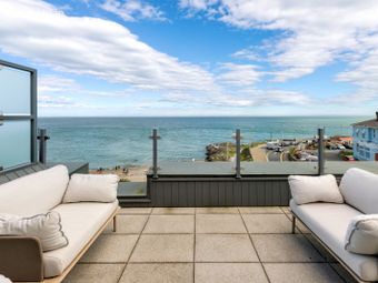 18 La Touche Cove, Cliff Road, Greystones, Co. Wicklow - Image 3