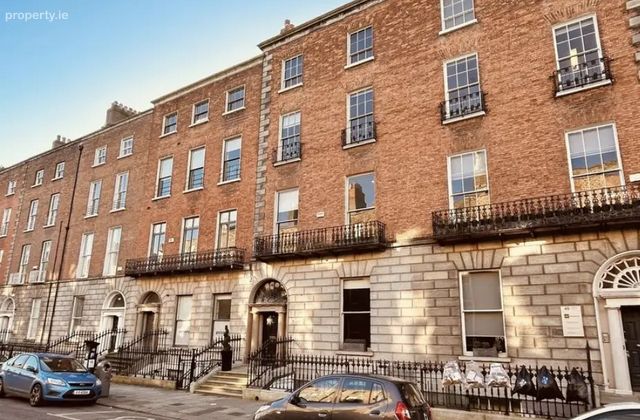 Mount Street Upper, Dublin 2 - Click to view photos