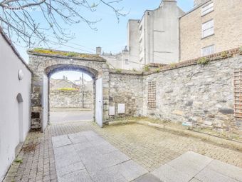 3 Fitzwilliam Court, Pembroke Street Upper, Dublin 2, Dublin 2 - Image 2
