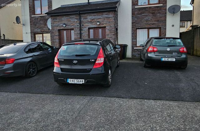 77 -80 The Maples, Ballyhaunis, Ballyhaunis, Co. Mayo - Click to view photos